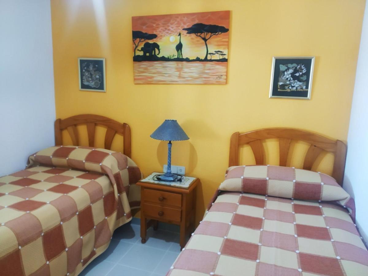 Apartamentos Esmeralda 2 Calp Extérieur photo